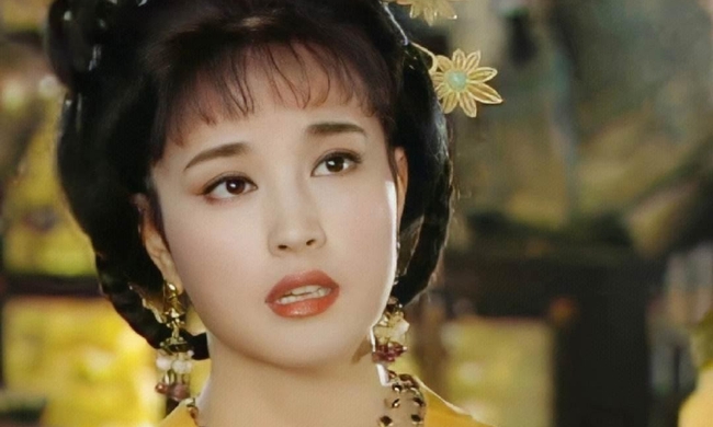 Nhan sắc diễm lệ của Lưu Hiểu Khánh thời trẻ