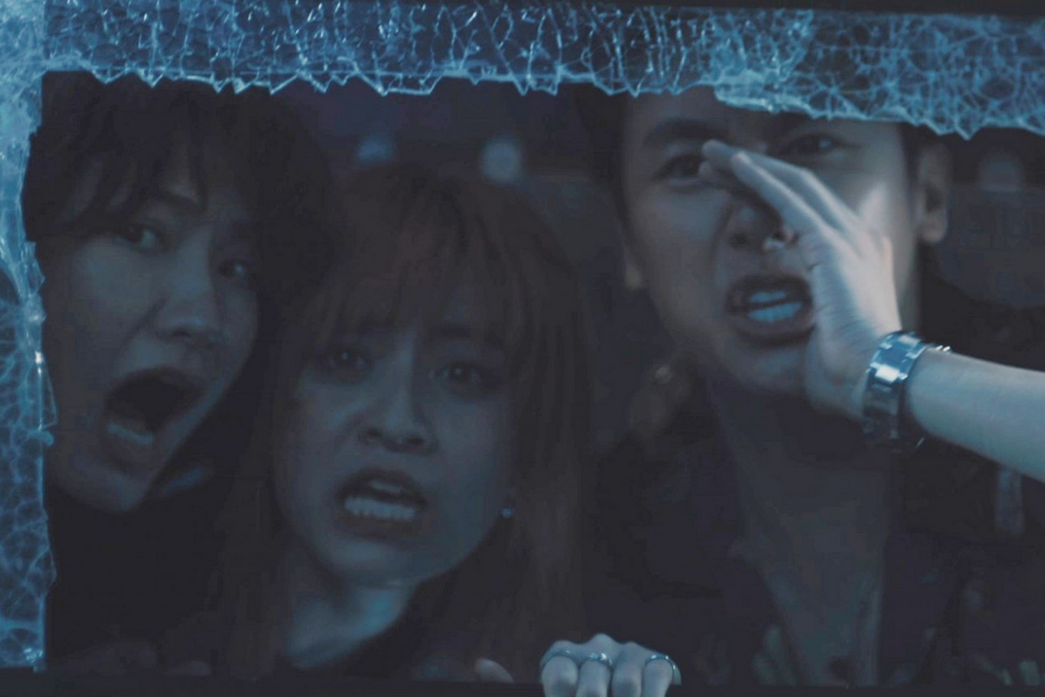 Móng vuốt giúp đạo diễn Lê Thanh Sơn được vinh danh, nhưng chiến thắng chưa thuyết phục khán giả. 