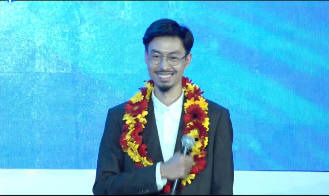 Đen Vâu được vinh danh trong Top 10 cá nhân tiêu biểu làm tình nguyện năm 2023