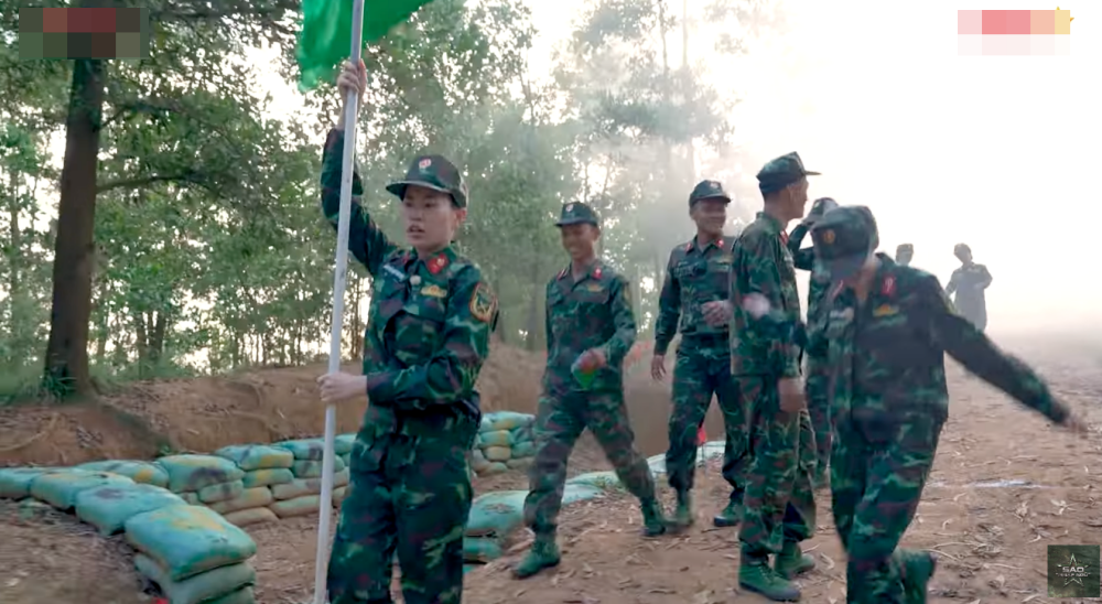 Đội của Pháo và Liz Kim Cương chiến thắng thử thách phụ.