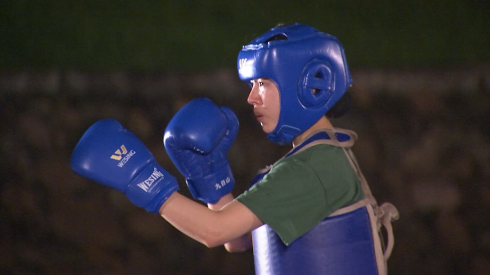 Phương Anh Đào và Mie bật khóc khi vừa đối kháng với nhau.