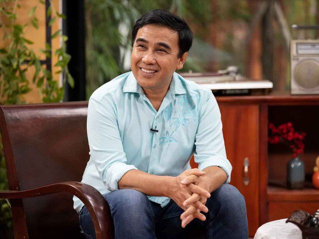 Nam MC cho biết đã nhận được 100 triệu khi đóng phim cho Phước Sang