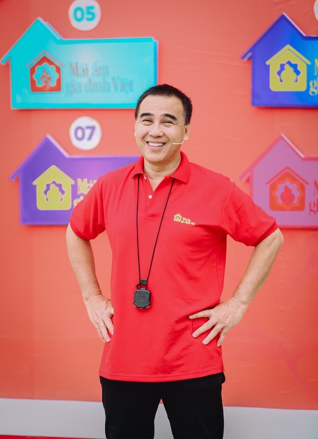 Nam MC là gương mặt quen thuộc trong các chương trình như Lục lạc vàng, Vì bạn xứng đáng, Mái ấm gia đình Việt...