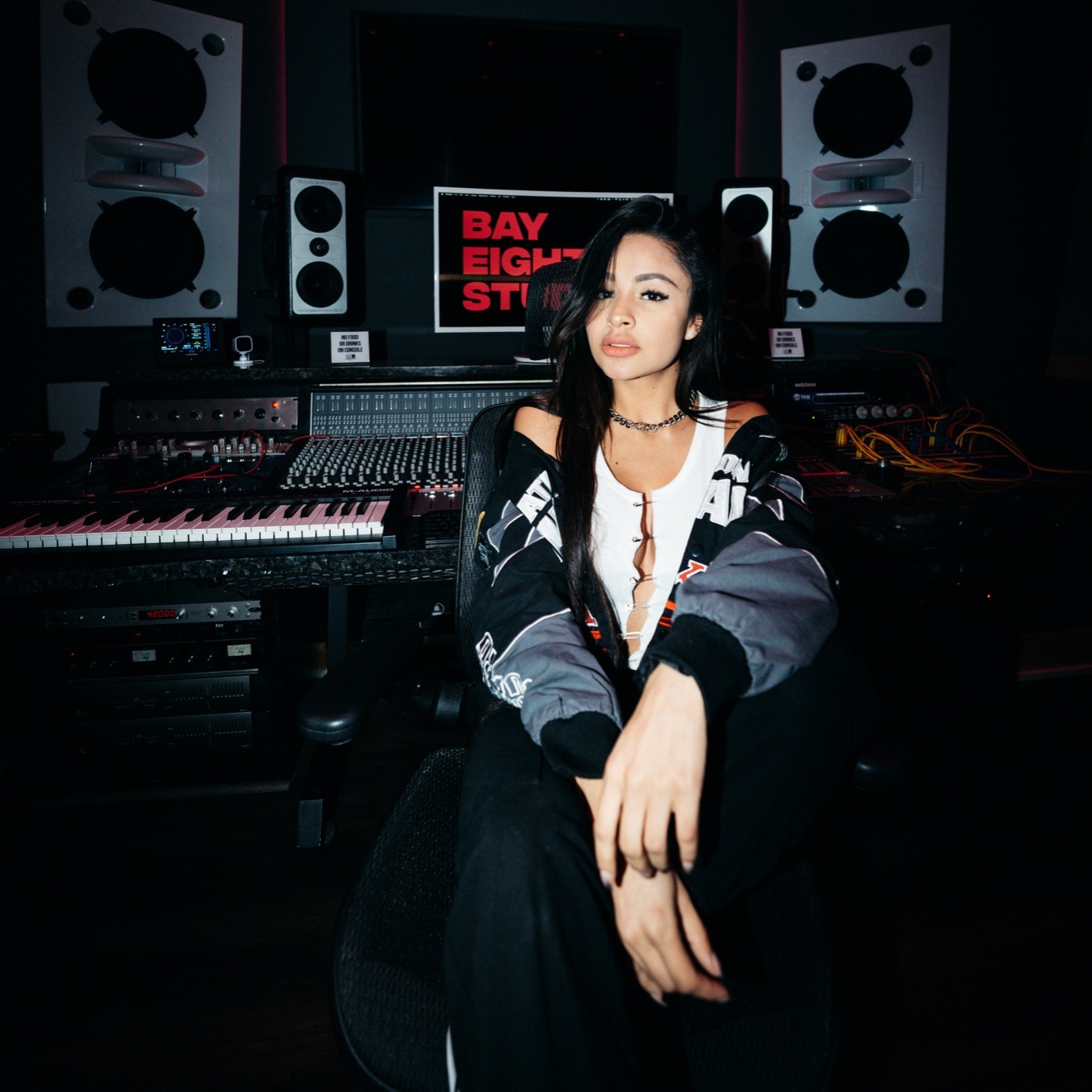 Camila Sterling, 24 tuổi - nữ thực tập sinh của HYBE American đã qua đời vì sốc thuốc