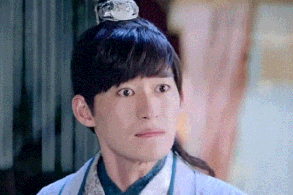 Trương Hàn không chỉ kém sắc mà còn diễn lố