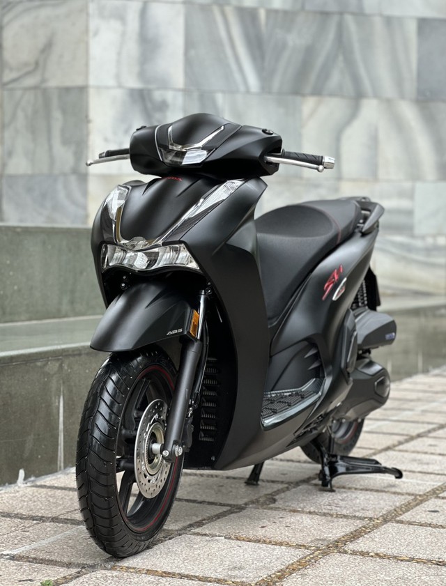 Ngoài Honda SH 350i đang có giá thấp dưới mức đề xuất, các mẫu SH khác đều có giá cao hơn tại đại lý