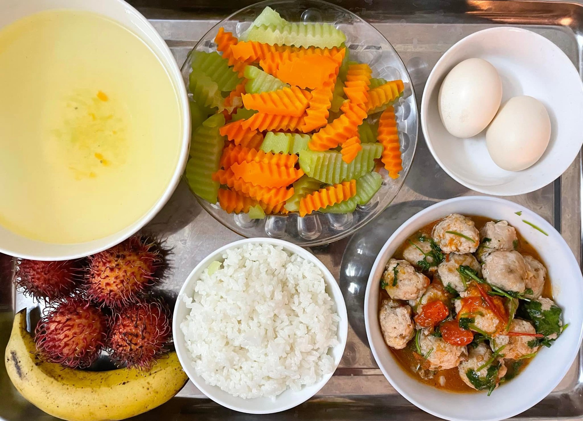 Những bữa cơm mẹ nấu