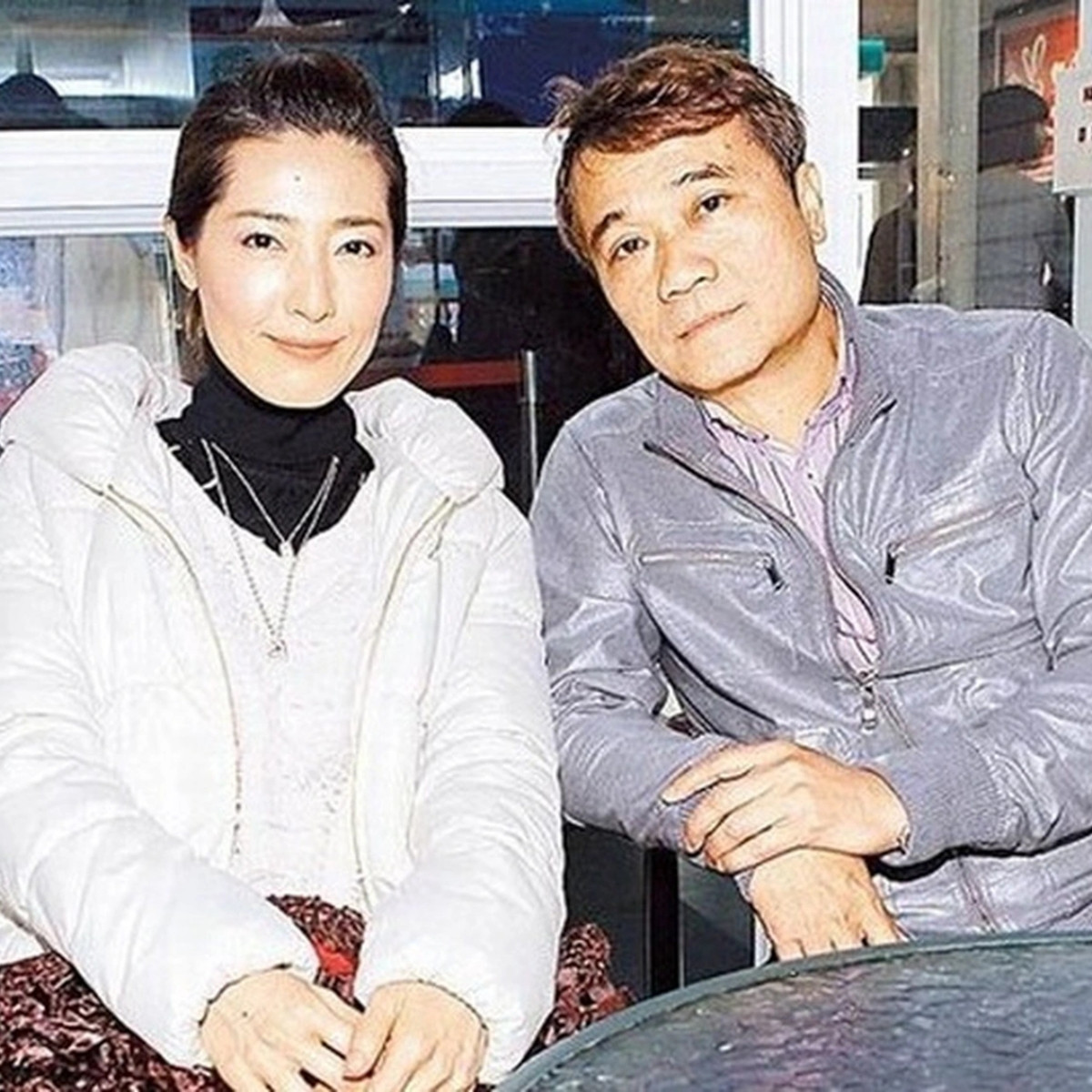 Bức ảnh hiếm hoi của Dương Tư Mẫn và ông xã. 