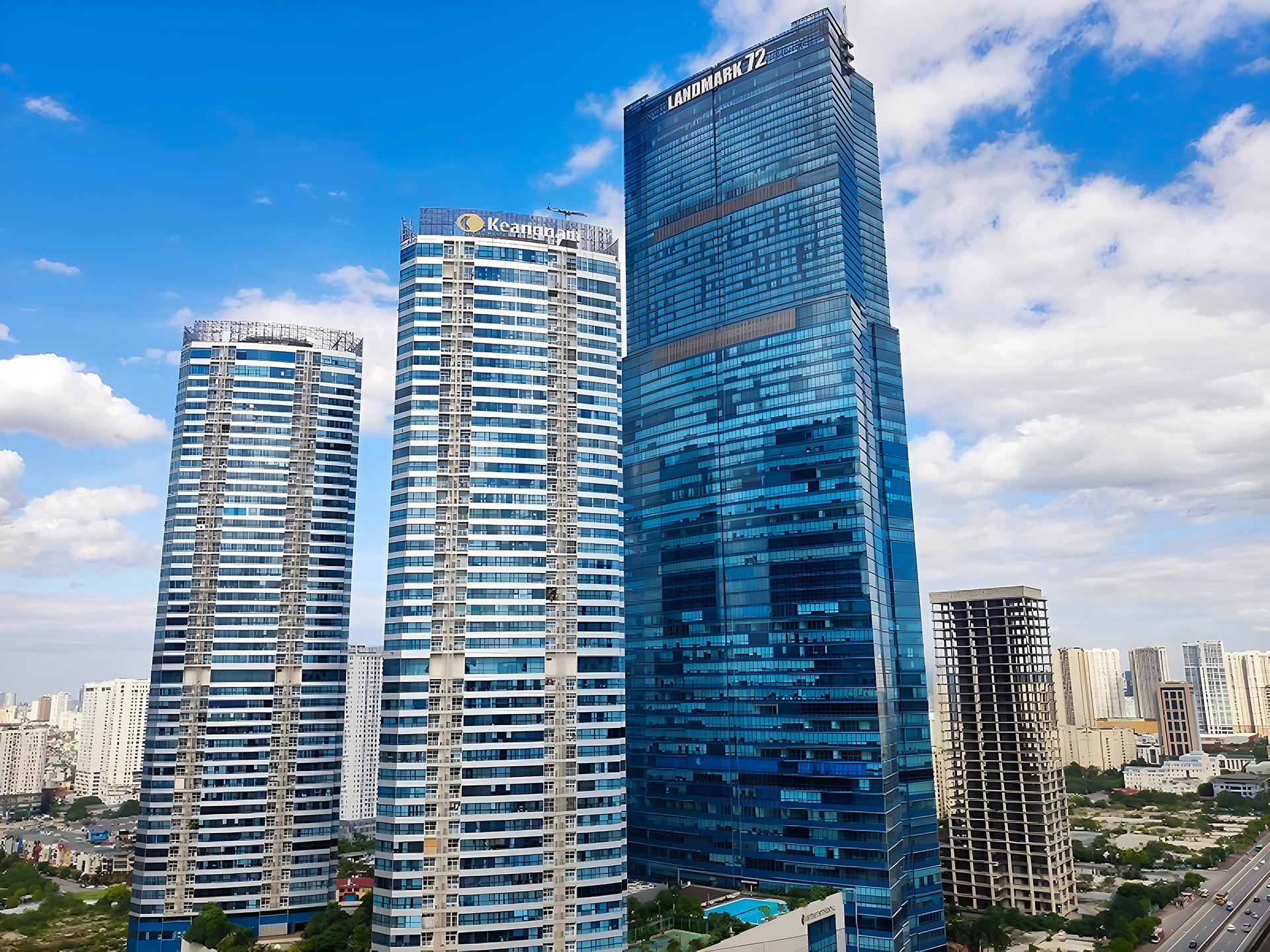 Khu phức hợp Landmark 72 Hà Nội. Ảnh: KPMG