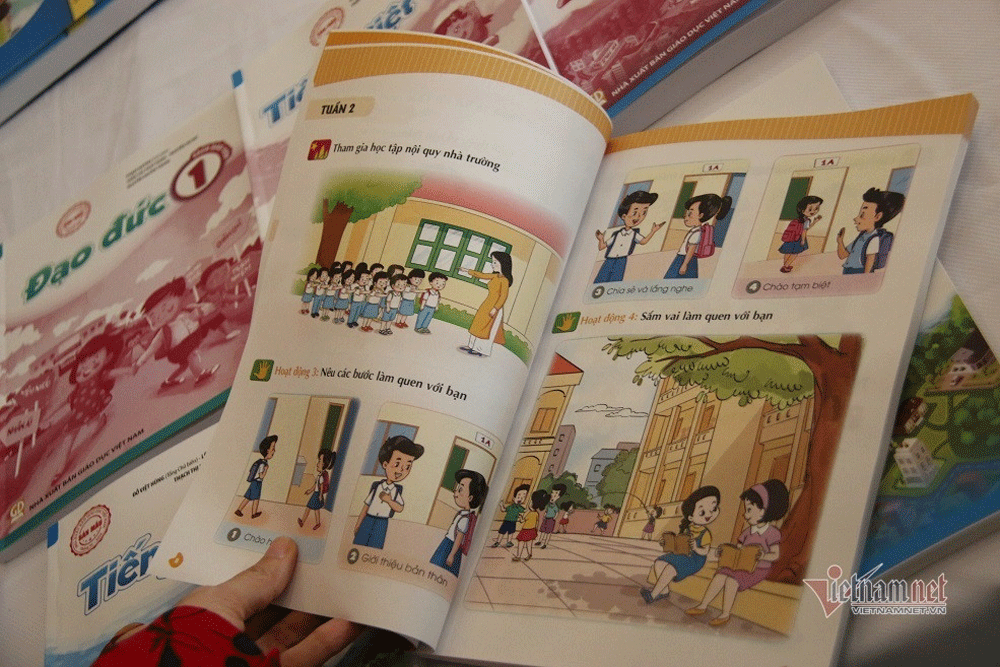 Giá sách giáo khoa tăng cao.