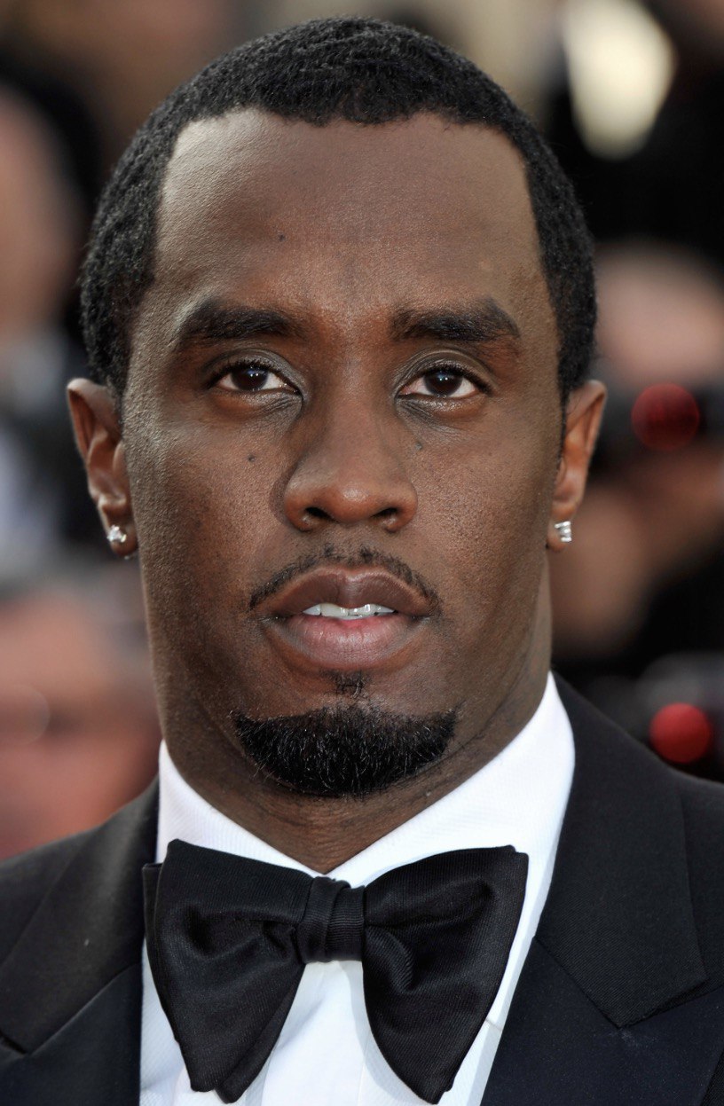 Sean Diddy Combs từng là rapper đình đám ở thập giai đoạn giữa thập niên 90 và đầu 2000, góp phần không nhỏ trong việc truyền bá văn hóa hip-hop tới làng nhạc thế giới.