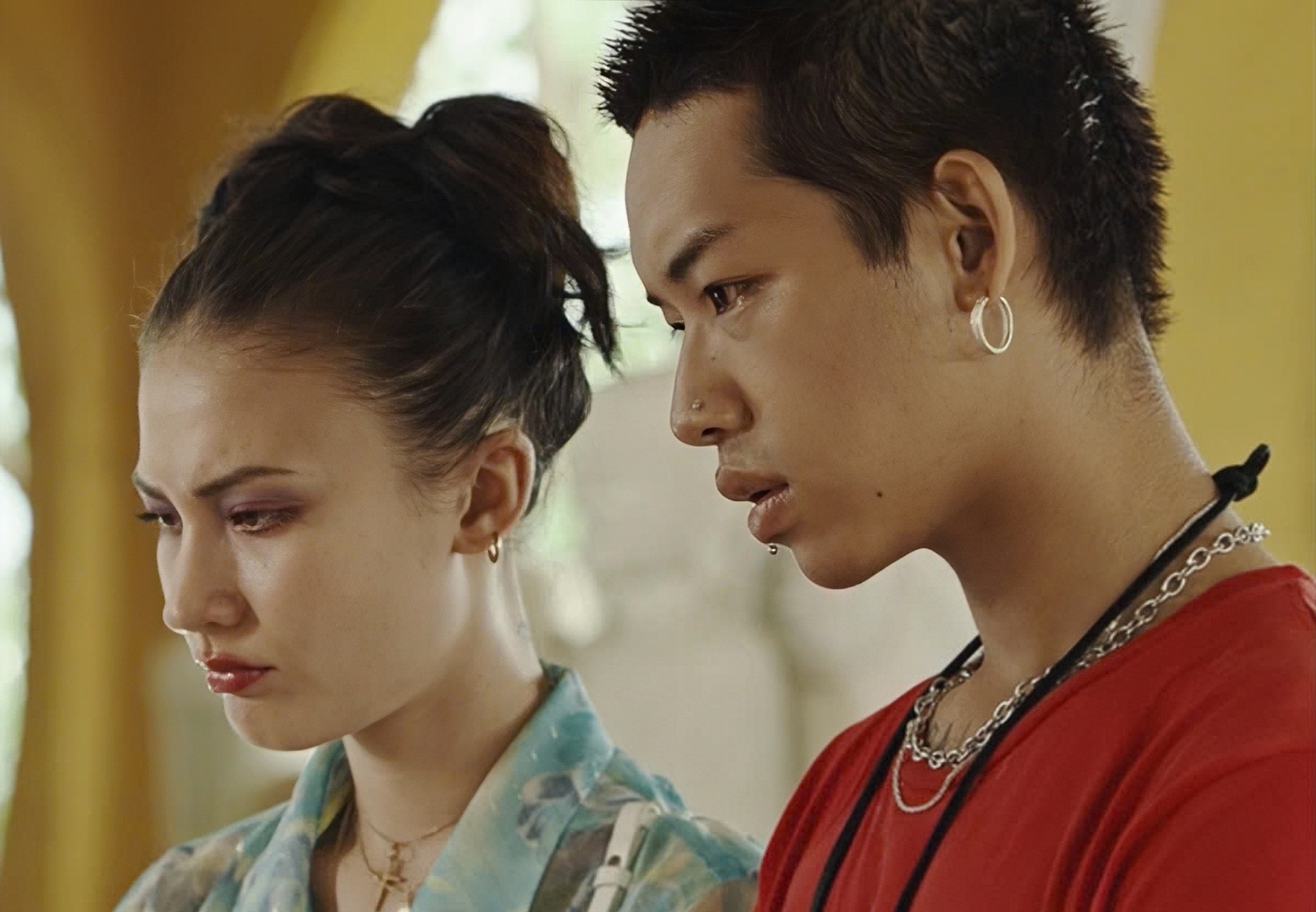 Wean Lê và bạn gái cũ - Naomi trong phim 