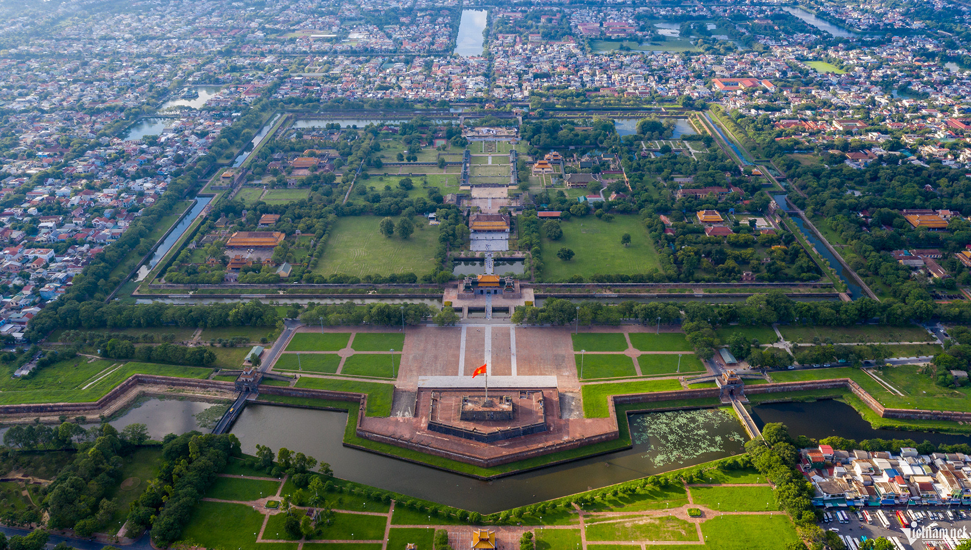 Tỉnh Thừa Thiên Huế nhìn từ trên cao. Ảnh: Lê Huy Hoàng Hải