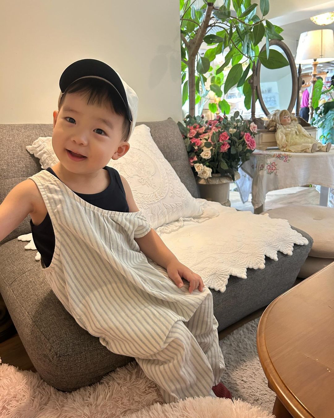 Taeha được nhận xét là có tính cách như ông cụ non