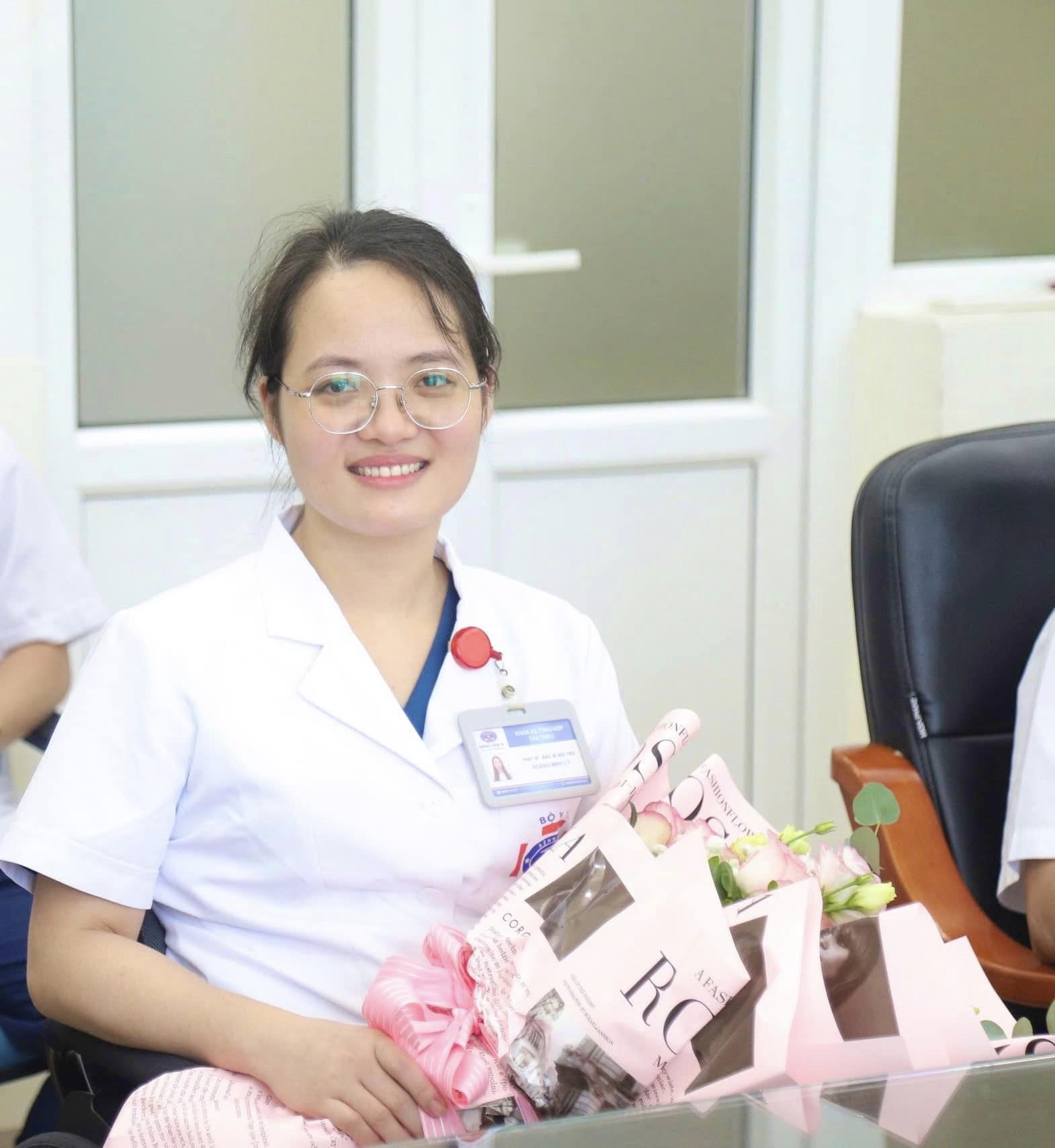 Niềm vui của bác sỹ Lý trong ngày làm việc.