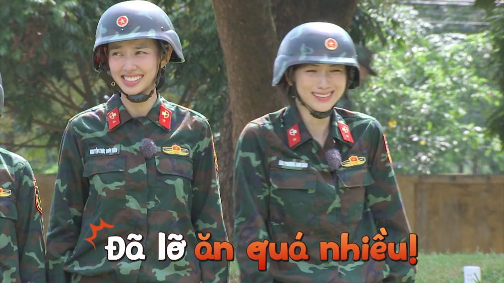 8 chiến sĩ nữ sốc ngang với số cân nặng của mình sau 4 ngày trong quân ngũ, đặc biệt là Thùy Tiên và Phương Anh Đào.