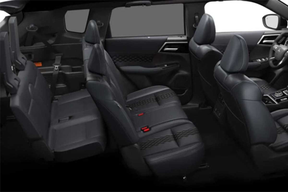 Tại châu Âu, công suất tổng kết hợp là 225kW – cho phép xe tăng tốc từ 0-100 km/h trong 7,9 giây. Mitsubishi Nhật Bản trước đây đã hứa rằng phiên bản PHEV với pin lớn hơn sẽ mang lại hiệu suất nhạy bén hơn, dựa nhiều hơn vào điện năng và ít phụ thuộc vào động cơ xăng.