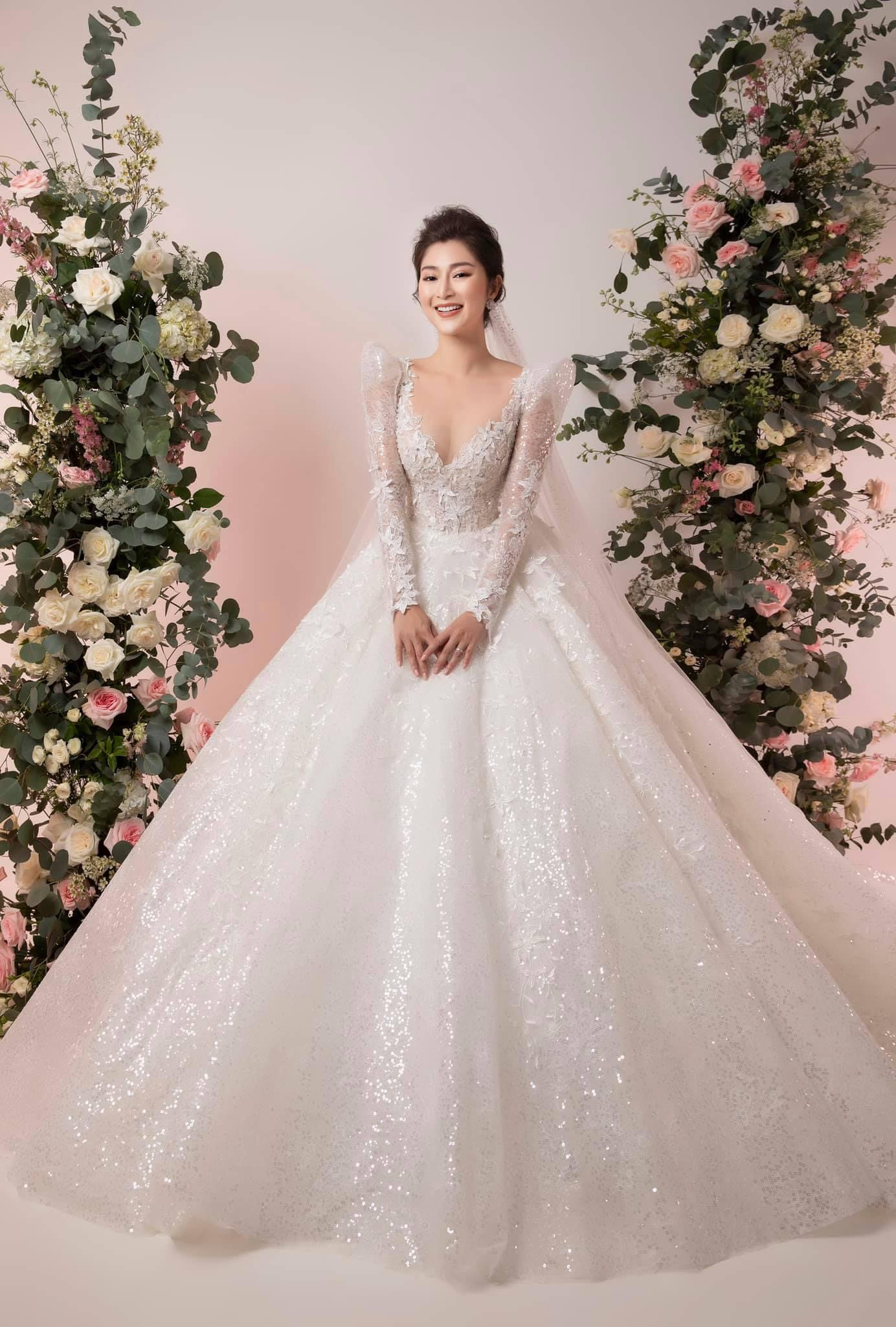 Dù đã đăng ký kết hôn và sinh con nhưng hiện người đẹp chưa có kế hoạch tổ chức đám cưới. Khi tạm dừng đóng phim, Thanh Trúc bán hàng online, nhận quảng cáo để có thu nhập. Cô bằng lòng với cuộc sống giản dị và bình yên bên chồng.