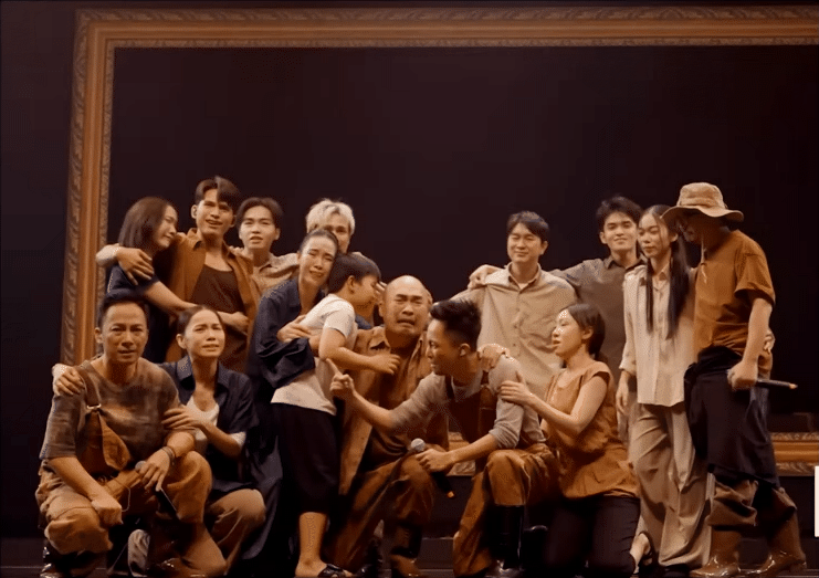 Bài hát về cuộc sống mưu sinh vất vả, nguy hiểm của những người dân miền biển