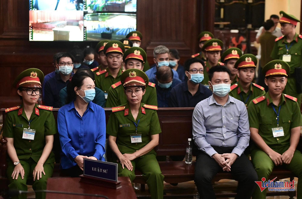 Các bị cáo tại tòa. Ảnh: Nguyễn Huế