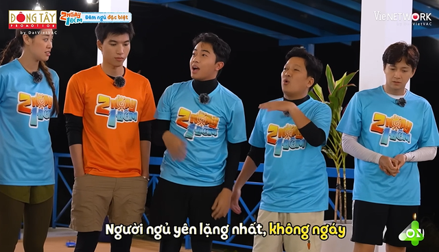 Hoa hậu Khánh Vân còn chất vấn HIEUTHUHAI khi anh liên tục bị thành viên khác từ chối ngủ chung.