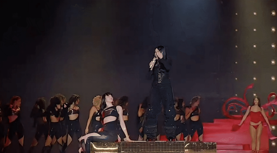 Nữ hoàng trở lại