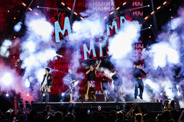 Fan HIEUTHUHAI và GERDNANG liên tục 