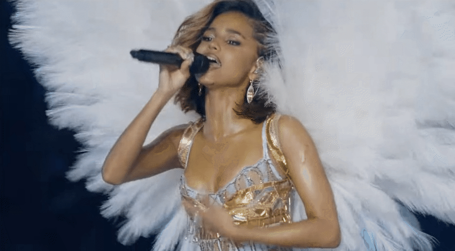 Hát live không điểm chê