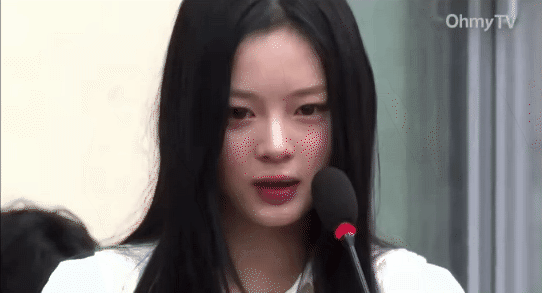 Biểu cảm khóc lóc cũng bị chế nhạo