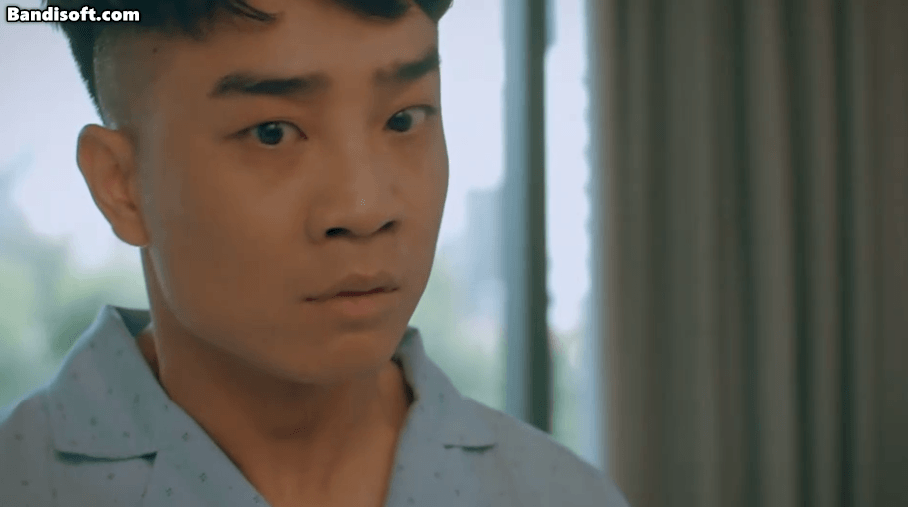 Tân Thái tử sốc khi nhận tin bố qua đời