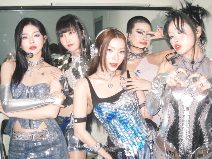 Dân mạng gọi Mỹ Mỹ, Pháo, 52 Hz, Liz Kim Cương và Juky San là các 