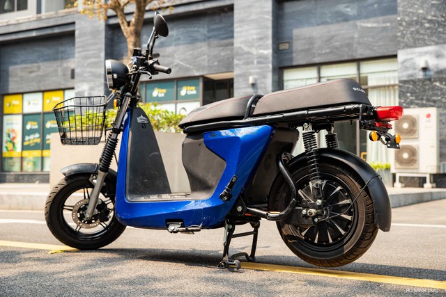 Sự xuất hiện của các thương hiệu Việt cũng thúc đẩy thị trường và ngành công nghiệp phát triển. Ảnh minh họa: Mẫu xe máy điện Selex Camel 1.