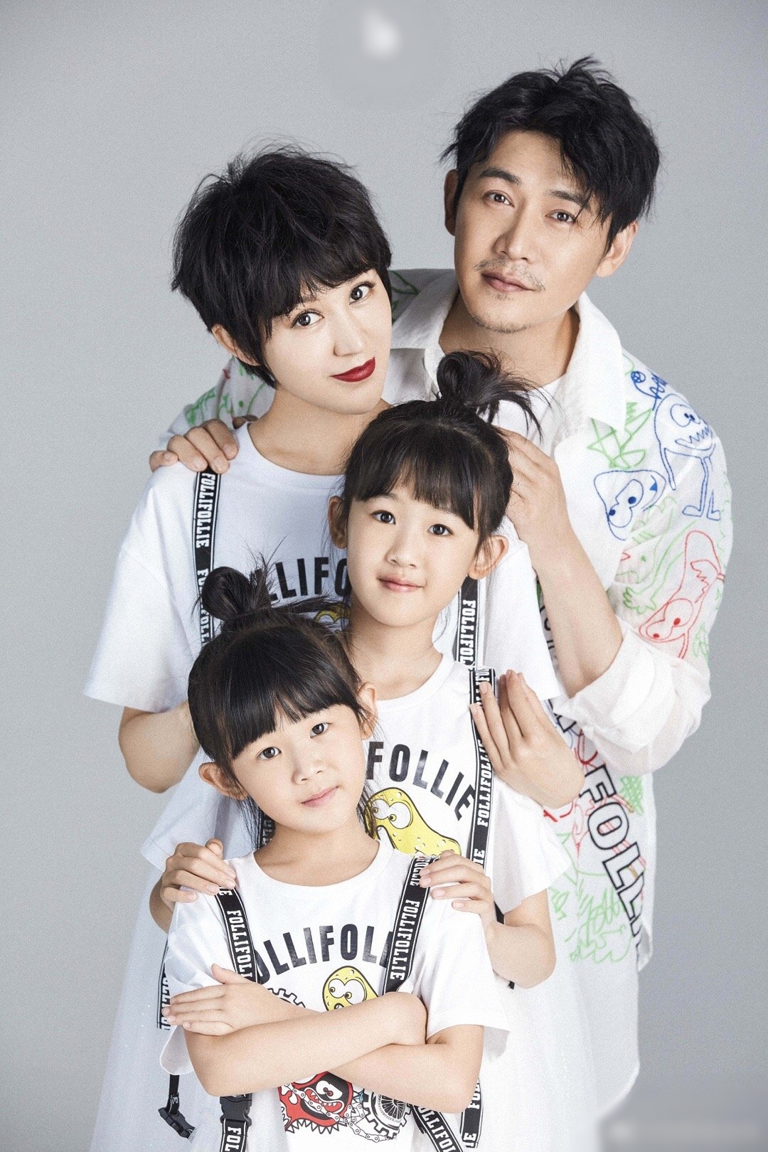 Gia đình hạnh phúc của Lục Nghị là hình mẫu lý tưởng trong giới giải trí