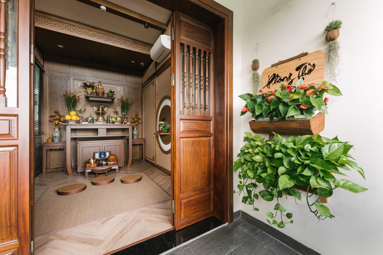 Chính vì vậy, Quế Vân cho biết, cô cần vốn làm ăn vì một mình nuôi con, gánh vác áp lực kinh tế trên vai. Cô muốn bán nhà để mua một căn hộ nhỏ, số tiền dư thì tìm hướng đầu tư.