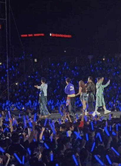 Khoảnh khắc khán đài hô tên Negav, các anh trai không có phản ứng nào đặc biệt