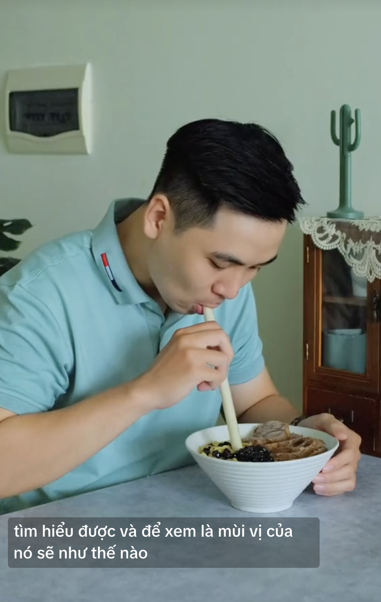 Hình ảnh trong clip 