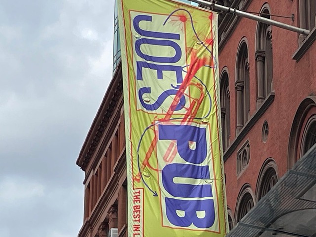 Bức ảnh này được chụp ở chế độ zoom 5x bằng iPhone 12.