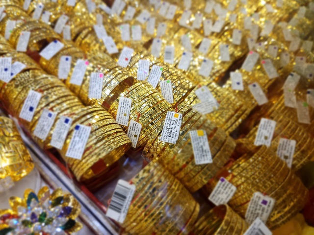 Giá vàng nhẫn tăng vọt trong chiều nay