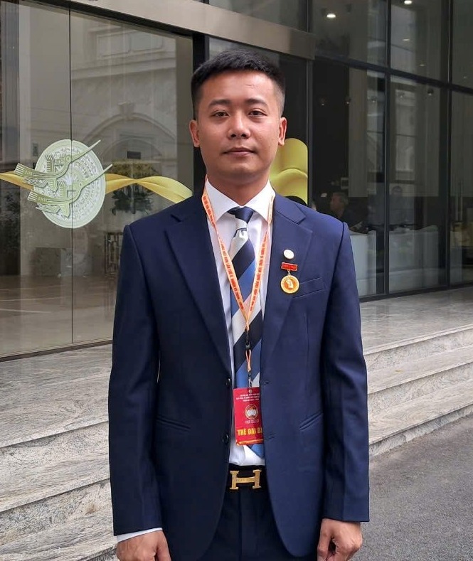 Quang Linh trở thành Ủy viên Ủy ban Trung Ương Mặt trận Tổ quốc Việt Nam khóa X.