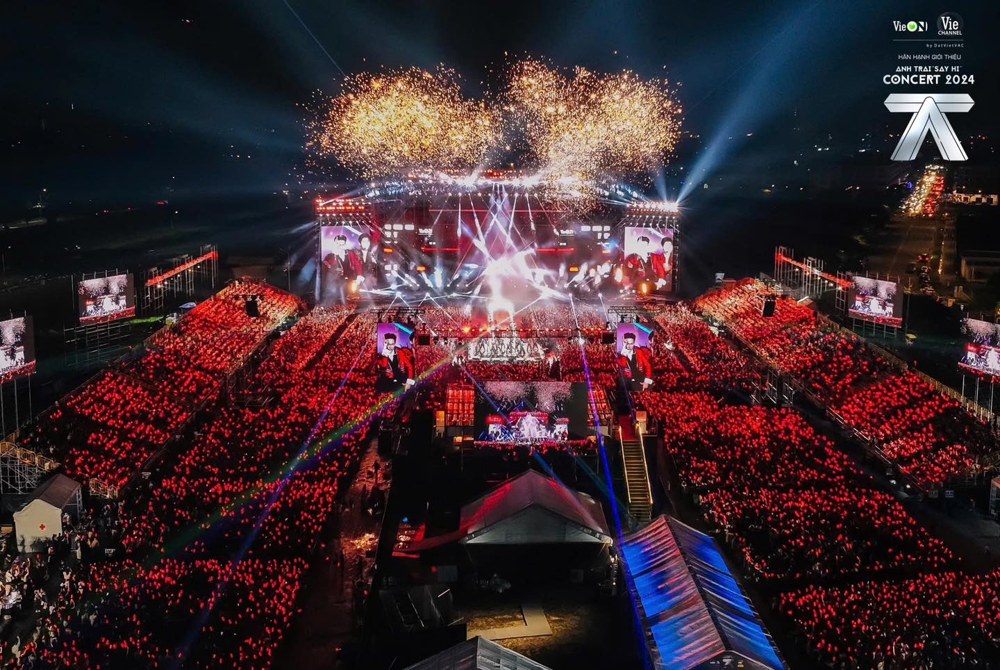 Anh Trai Say Hi tổ chức thành công 2 đêm concert tại TP.HCM, đêm 1 quy mô 20 nghìn khán giả tại Công viên bờ sông Sài Gòn