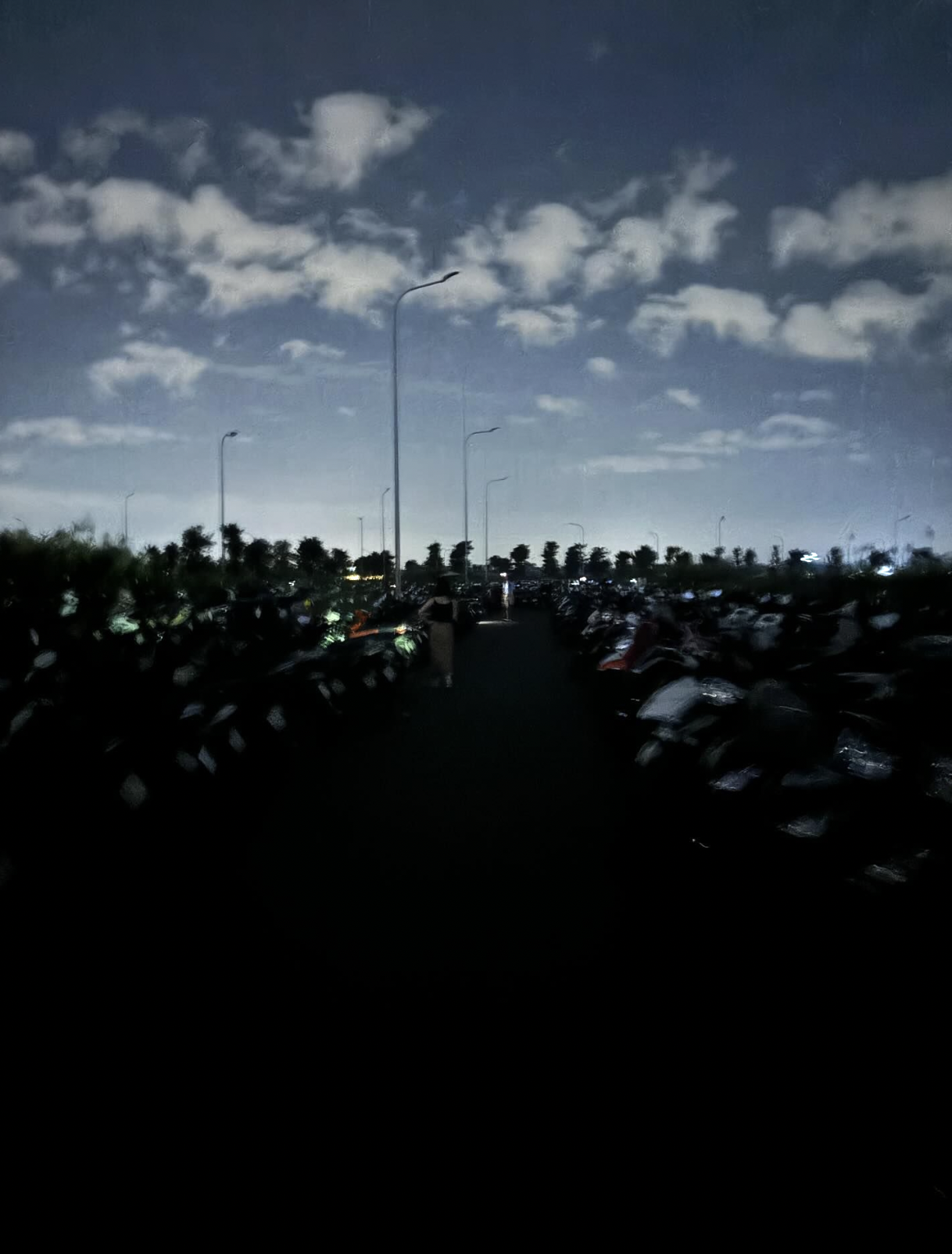 Một bạn fan khác cũng gặp tình cảnh tương tự. (Ảnh: blue_nts09)