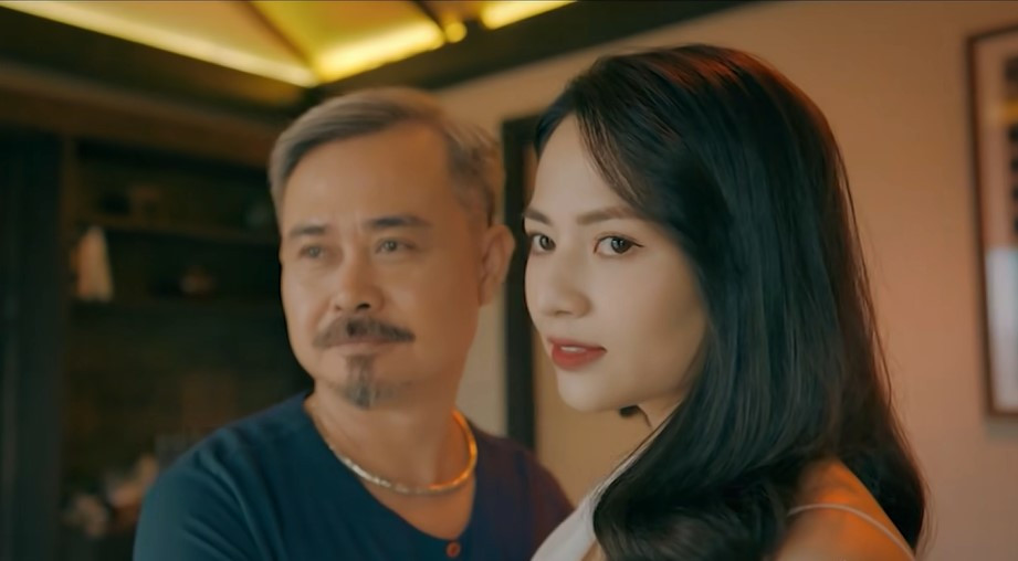 Diễm lộ diện là người của Quân 