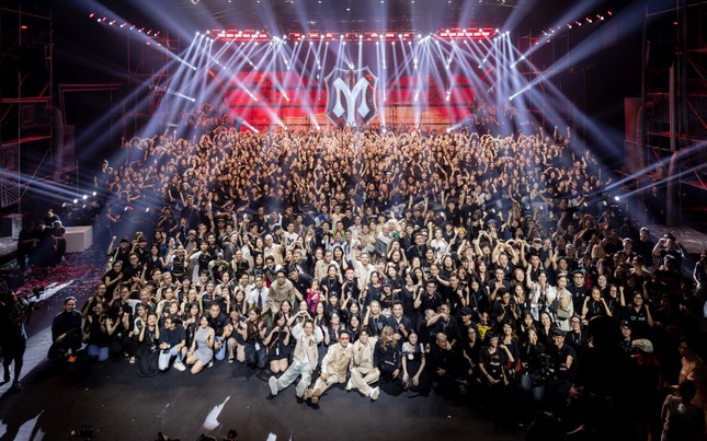 ATVNCG thu hút đa dạng khán giả các lứa tuổi bằng các tiết mục trình diễn được thực hiện công phu, có giá trị cả về âm nhạc và bản sắc văn hóa. Ảnh: BTC