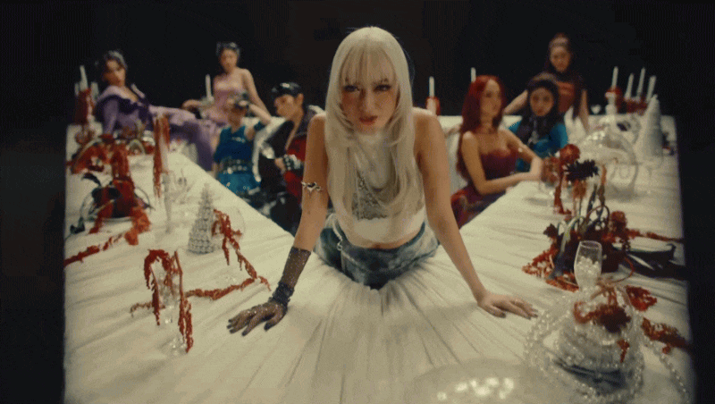 Phân cảnh của Xuân Nghi và Gil Lê được cư dân mạng replay