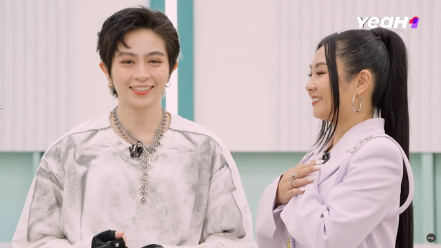 Chị đẹp đạp gió 2024 là chương trình truyền hình thực tế quy tụ 30 Chị đẹp, là người nổi tiếng có độ tuổi từ 30, đã và đang hoạt động nhiều năm trong mọi lĩnh vực