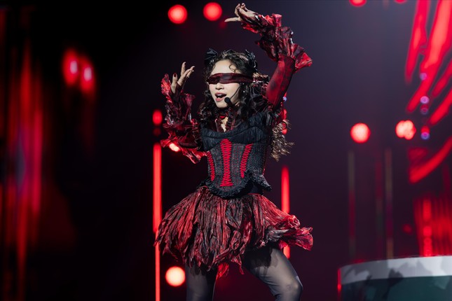 Thành phần khuấy động không khí ở Chị đẹp mùa 2 đông đảo hơn hẳn (có thể kể đến Ngọc Phước, MisThy, Mie, Hậu Hoàng…) mùa 1 (chủ yếu tập trung vào Diệu Nhi và Lan Ngọc). Ngay tập ra mắt Ngọc Phước (ảnh) đã giành chiến thắng áp đảo với 6 phiếu bầu cho vị trí đội trưởng. Ảnh: BTC