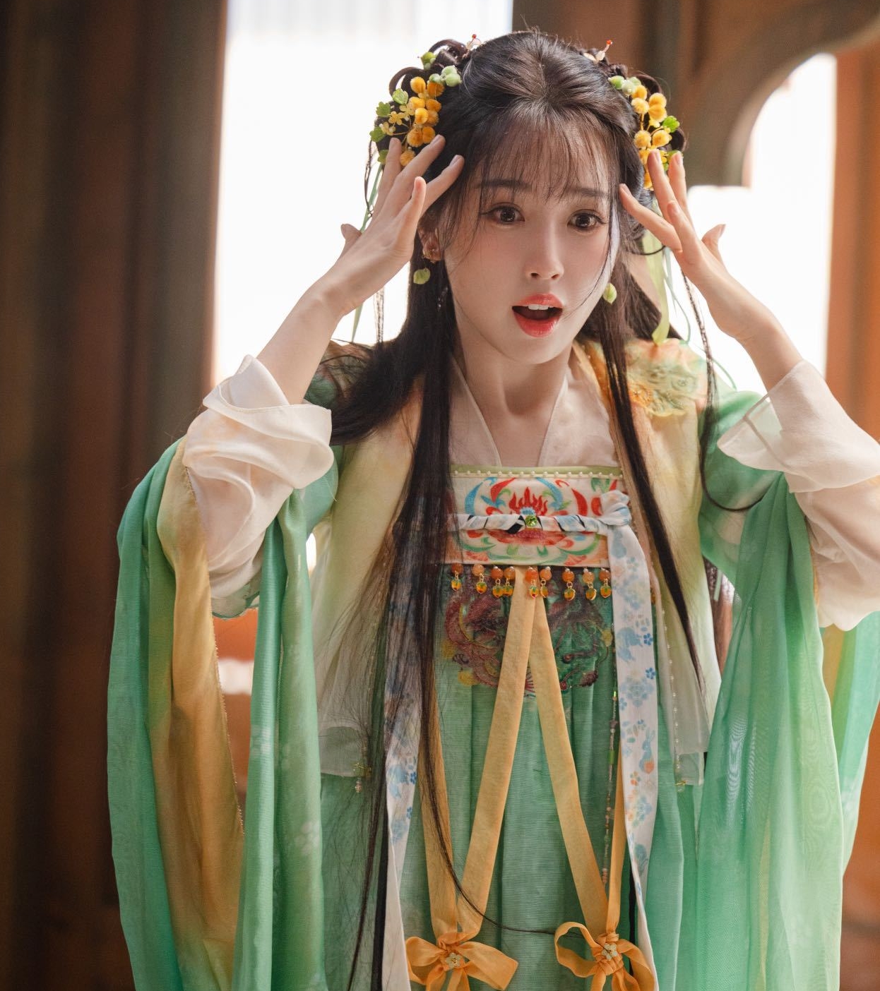 Lăng Diệu Diệu đột nhiên xuyên không tới thế giới mới khiến cô hoang mang, tình cách hoàn thành nhiệm vụ mà hệ thống giao cho để thoát thân