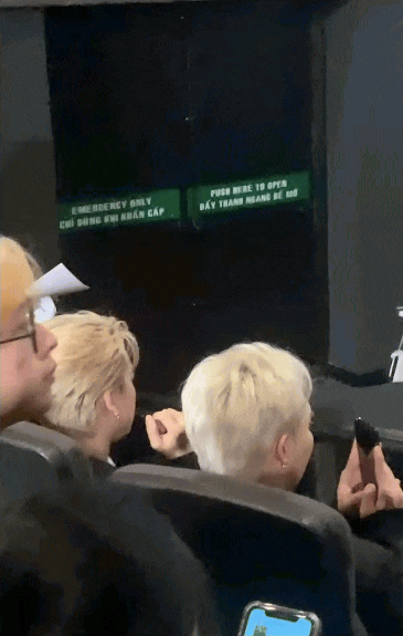 Nicky và Erik trầm trồ trước sự ra mắt Vương Bình