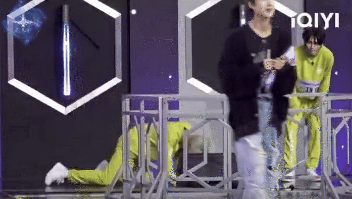 Luật chơi khắc nghiệt, bào sức TTS trẻ