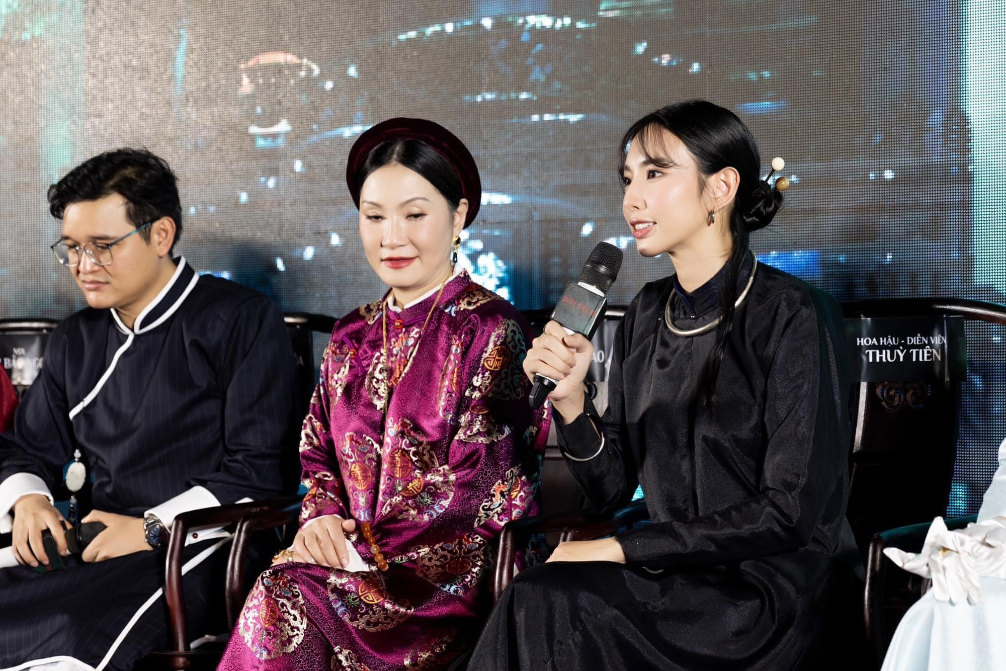 Thời gian qua, nữ diễn viên sinh năm 1962 cũng góp mặt vào các gameshow, bộ phim chiếu rạp nổi tiếng